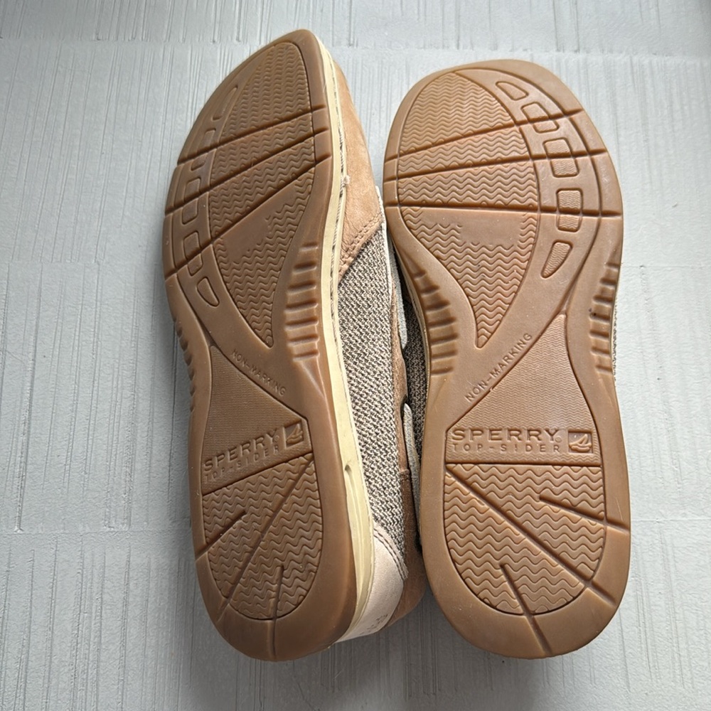 Women’s Sperry shoes - Picture 4 of 5